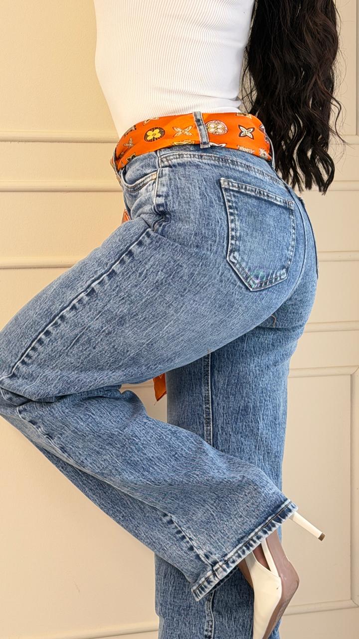 STRAIGHT JEANS - MOST WANTED