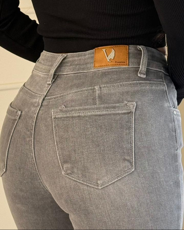 SKINNY JEANS - VOG PREMIUM