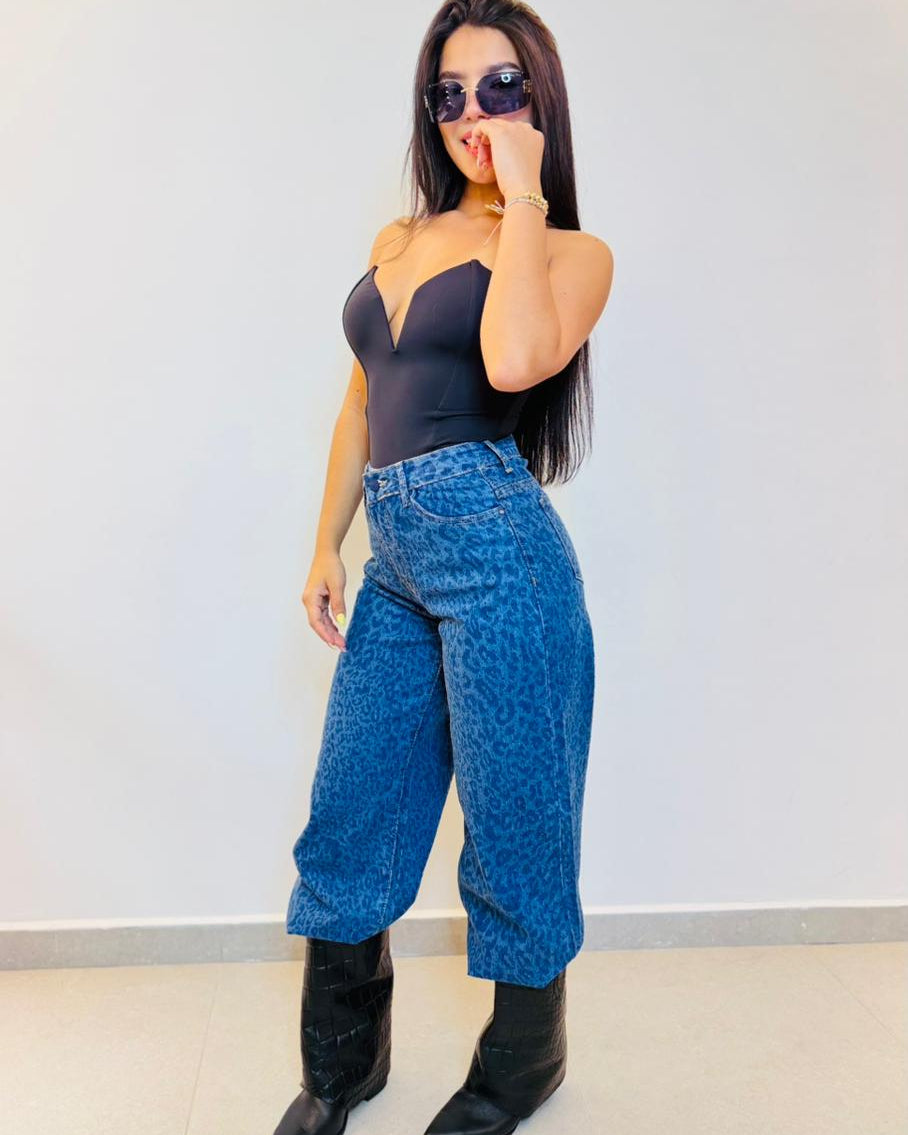 WIDE  LED JEANS  PIEDRAS